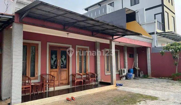 Rumah di Duren Sawit Strategis Pinggir Jalan Besar 1