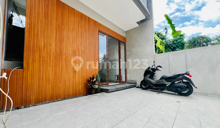 Rumah di Kodau Jatimekar Tol Jatiwarna