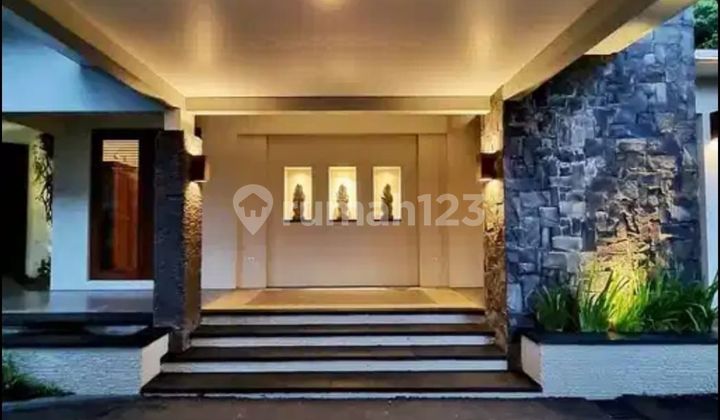 For sale a serene and beautiful tropical house