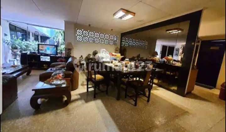 Affordable House in Prime Menteng Area 2