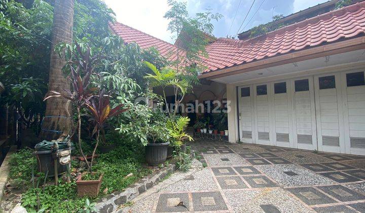 For Sale Rumah Asri Di Area Prime Menteng  2