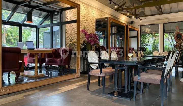 Restaurant And Padel Court In The Elite Kemang Area Restaurant And Padel Court In The Elite Kemang Area