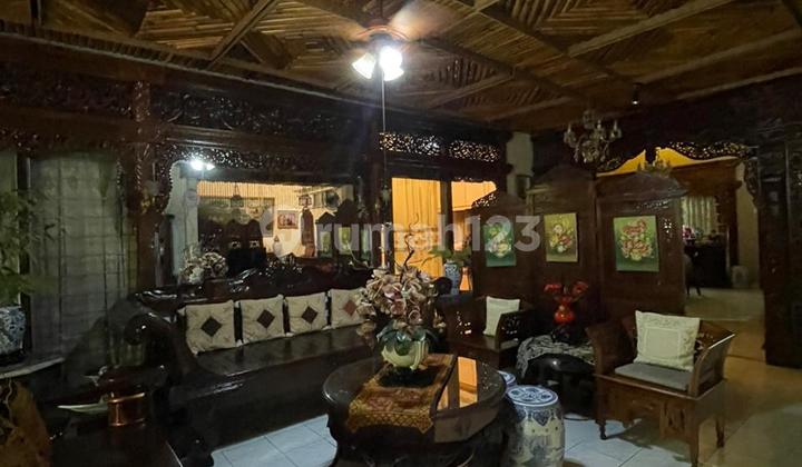 Ethnic and Serene House in the First Ring Prestigious Area 2