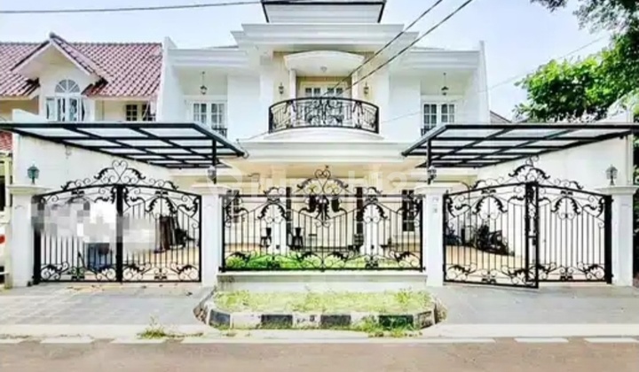 Rumah Bagus Siap Huni American Classic Style 2