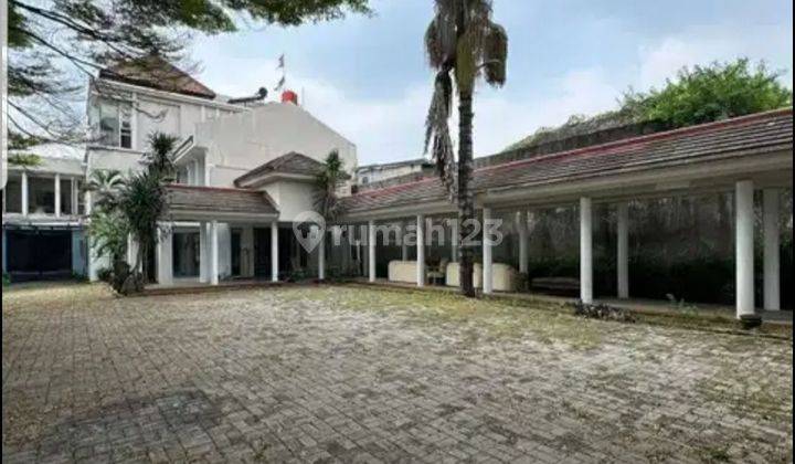 Rumah Besar Dan Asri Dikawasan Elite Menteng 2