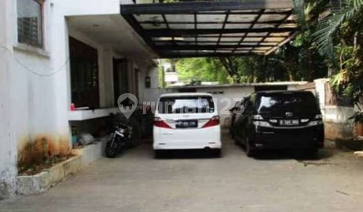 Sell Fast Below Market Serene House in Menteng 2