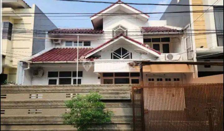 Rumah Asri Dan Terawat Dekat Pondok Indah Mal 1