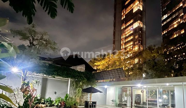 Business Property in the Elite Area of Kebayoran Baru