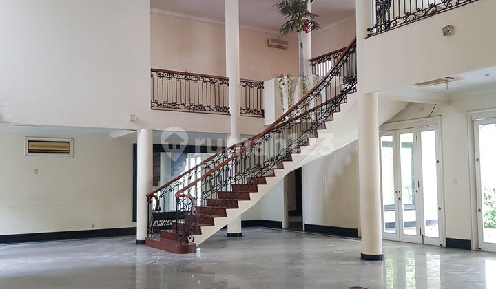 Luxury House in Prime Area Teuku Umar Menteng