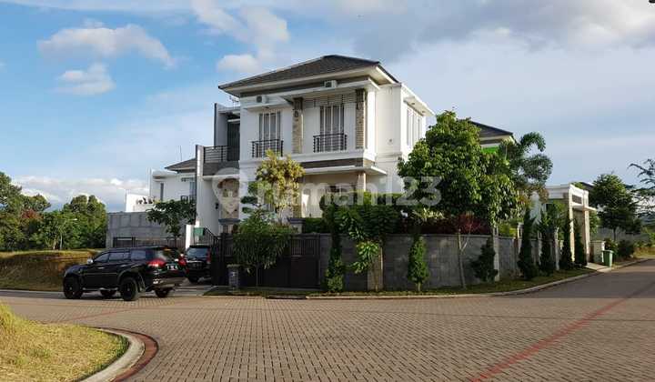 Rumah Mewah Modern Classic Di Perumahan Mewah Bogor