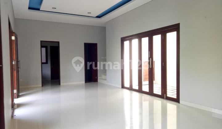 Rumah Di Sunset Road Kuta One Gate System Dekat Rs Siloam  2