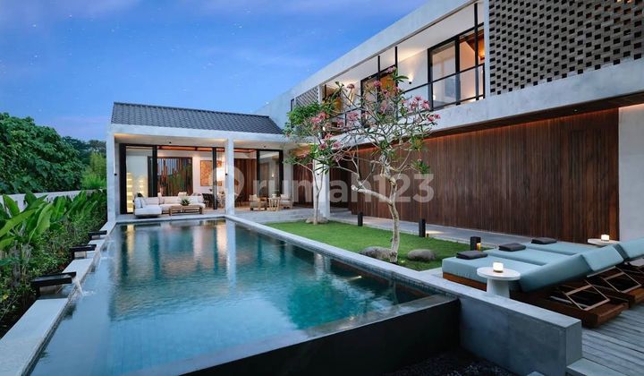 Brand New Luxury Villa In Padang Linjong Canggu With Ricefield View Brand New Luxury Villa In Padang Linjong Canggu With Ricefield View