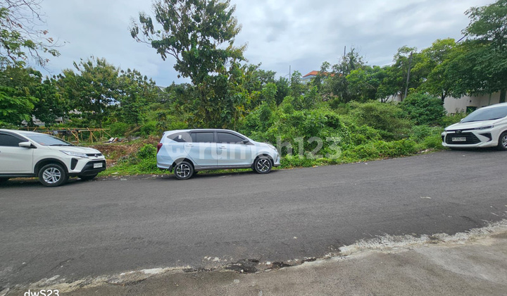 Leasehold Land at Bingin Pecatu Beach 300 Meters to the Beach Leasehold Land at Bingin Pecatu Beach 300 Meters to the Beach