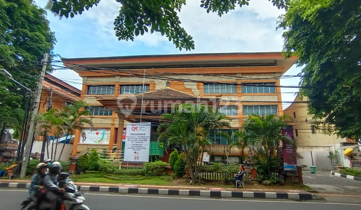 4-Story Building on Jl Diponegoro Denpasar Mall Area 4-Story Building on Jl Diponegoro Denpasar Mall Area
