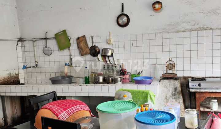 Spacious and Comfortable House in a Strategic Location, Pancoran Mas, Depok Spacious and Comfortable House in a Strategic Location, Pancoran Mas, Depok