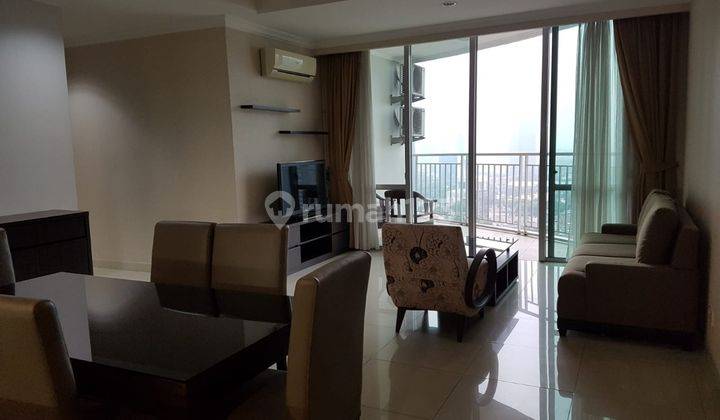 Sewa Apartemen Denpasar Residence 3 Bedroom Lantai Sedang Furnished 2