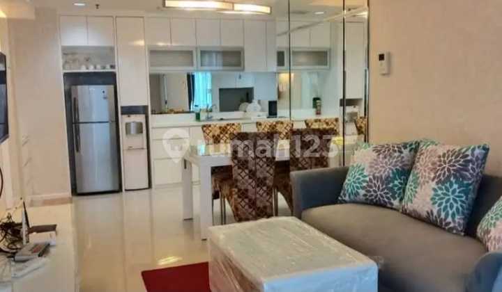 Sewa Apartemen Casa Grande 2 Bedroom Lantai Tengah Full Furnished 1
