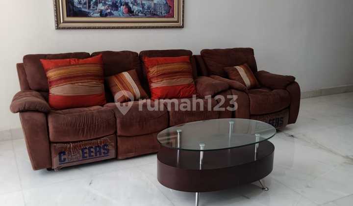 For Rent Apartment Somerset Permata Berlian 3 Bedrooms High Floor 2