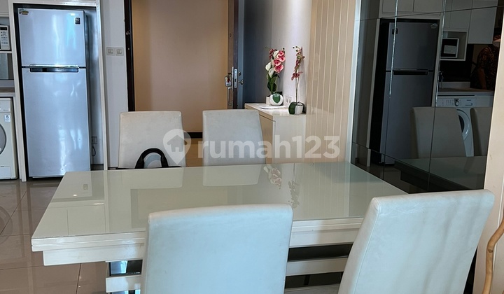Sewa Apartemen Casa Grande 3 Bedroom Lantai Tinggi Furnished