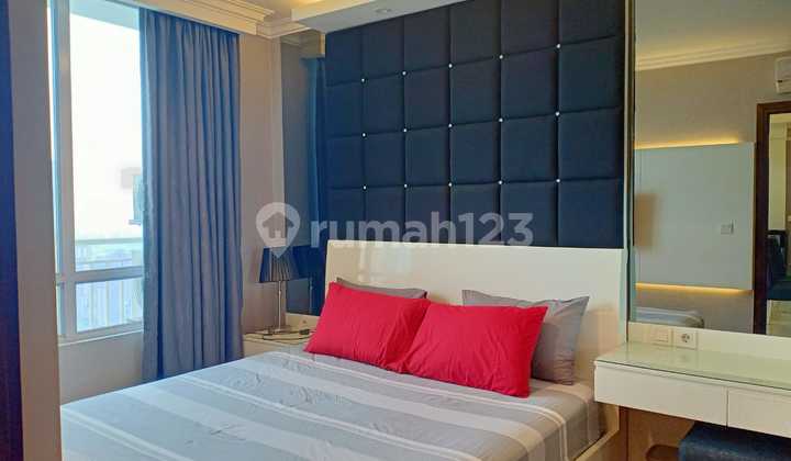 Disewakan Apartemen Kuningan City 1 Kamar Tidur Lantai Tinggi Furnished