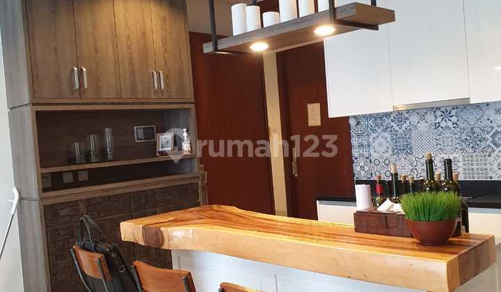 Sewa Apartemen The Elements 2 Bedroom Lantai Tinggi Furnished 2