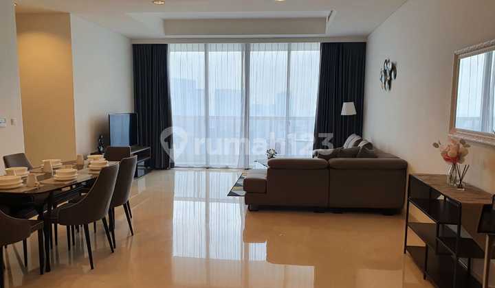 Sewa Apartemen The Elements 2 Bedroom Lantai Sedang Furnished 2