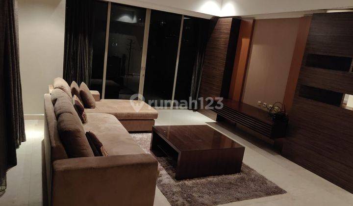 Sewa Apartemen Sudirman Mansion 3 Bedroom Lantai Tinggi Furnished 2