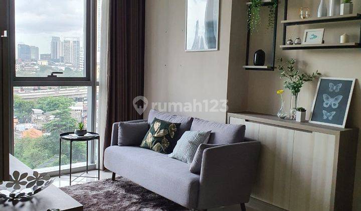 Sewa Apartemen Ciputra World 2 Bedroom Lantai Rendah Furnished 1