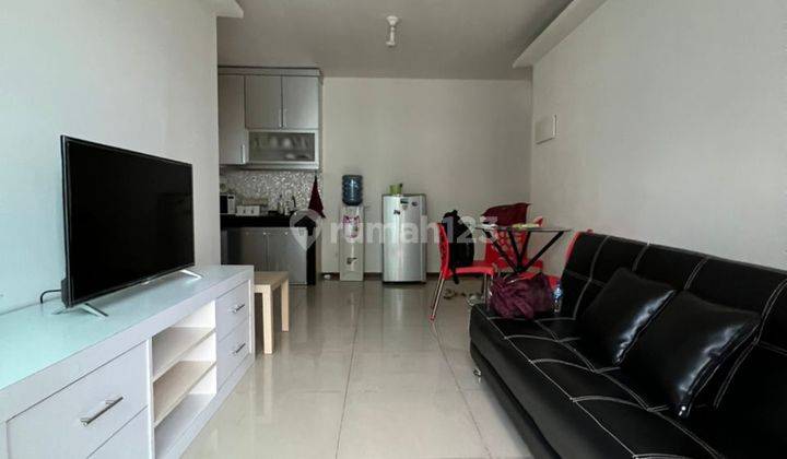 Sewa Apartemen Thamrin Residence 2 Bedroom Lantai Tinggi Furnished 1