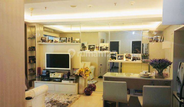 Jual Apartemen Thamrin Executive 2 Bedroom Lantai Sedang Furnished 1