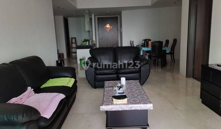 Jual Apartemen Kemang Village 3 Bedroom Lantai Sedang Furnished 1