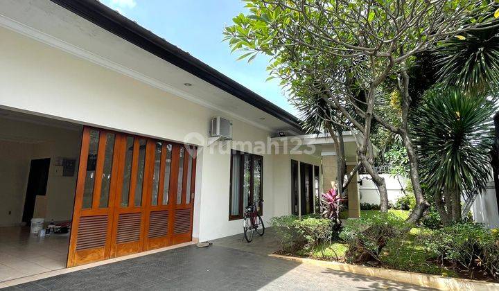 Rumah Mewah Area Elite Kemang Jakarta Selatan 2