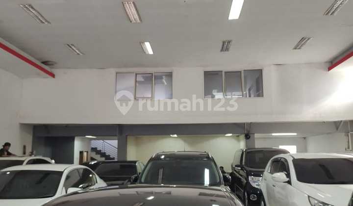 Disewakan Bangunan Satu Setengah Lantai Moch Ramdhan Lokasi Strategis Area Bisnis dan Perkantoran