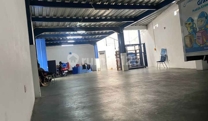 Sewa Ruang Usaha Gudang Atau Kantor Lokasi Istimewa