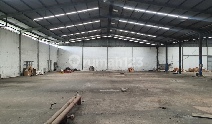 Quick Sale Warehouse in Gedebage, Good Location, Container Accessible Quick Sale Warehouse in Gedebage, Good Location, Container Accessible