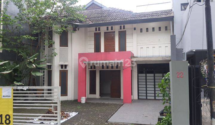 Sewa Rumah 2 Lantai Ditengah Kota Area Perkantoran Dan Bisnis 1