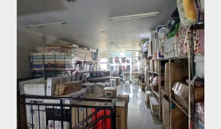 Dijual Ruko 1B 3 Lantai Siap Pakai - Jl.boulevard Gading Serpong, Tangerang