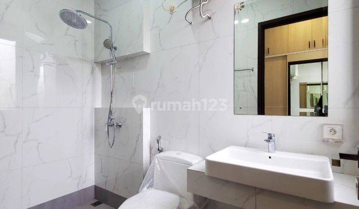 Rumah 2 Lantai Bagus Furnished , Mozia Bsd , 2