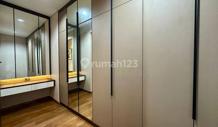 Rumah 3 Lantai Full Furnish di Navapark Bsd City 2