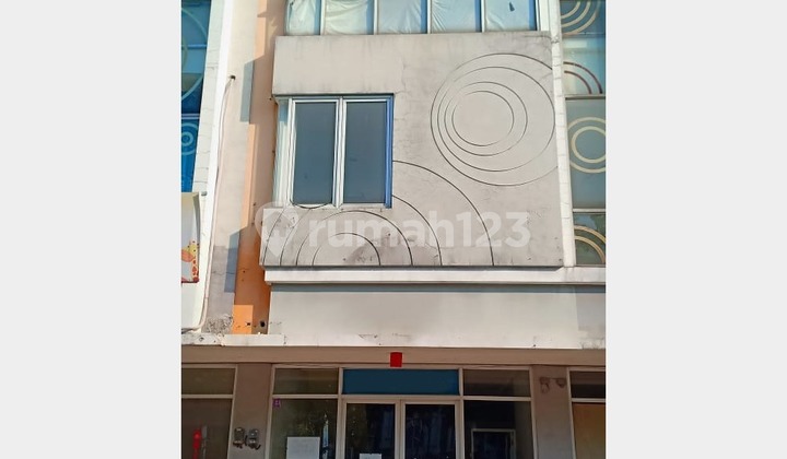 Ruko Glaze 3 Lantai Hadap Jalan Raya Gading Serpong, Tangerang