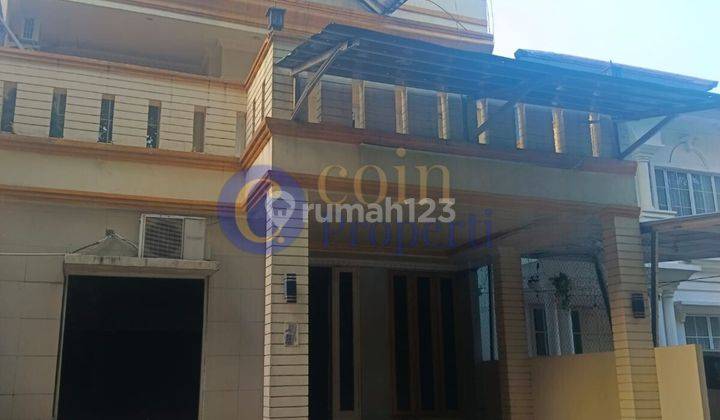 Rumah minimalis modern 2 lantai siap huni 1