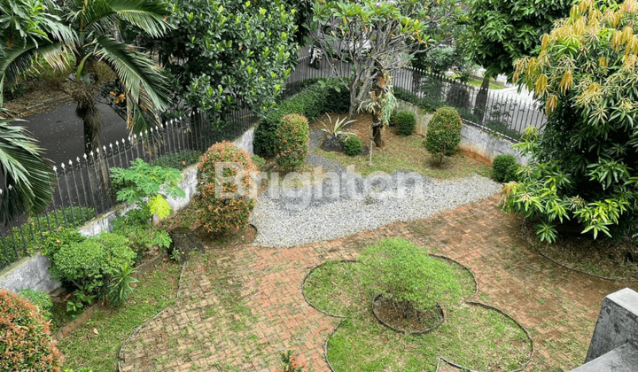 rumah cantik dan luas di Komplek Kalibata Indah di Jakarta Selatan 2