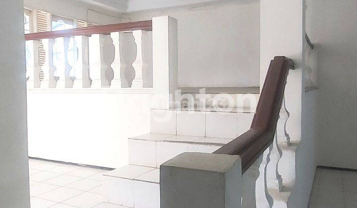 kan Rumah Strategis di kawasan Asem Baris-Jakarta Selatan 2