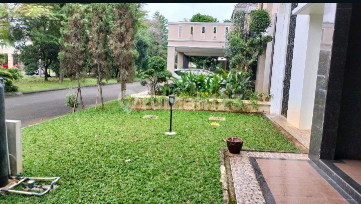 Ready-to-Occupy House in Renats Alamsutera Cluster 2