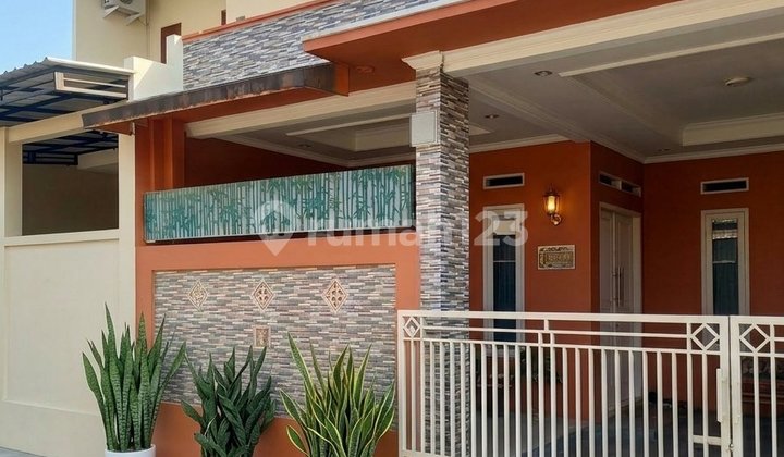 Residential House in Duta Bintaro Area, Strategic Location Near Alamsutera, Bintaro and Good Shopping Centers