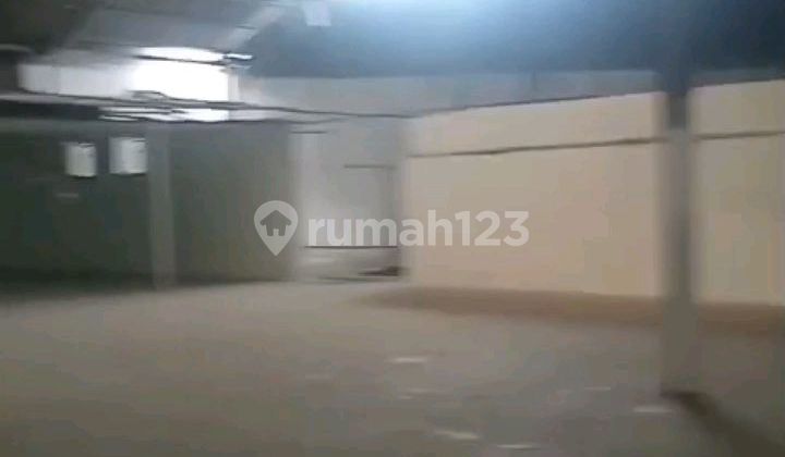 Warehouse in Warehousing Complex Kav DPR Block B, Accessible by 40ft Container, 12 Row Road, Near Toll Access in Cipondoh Tangerang