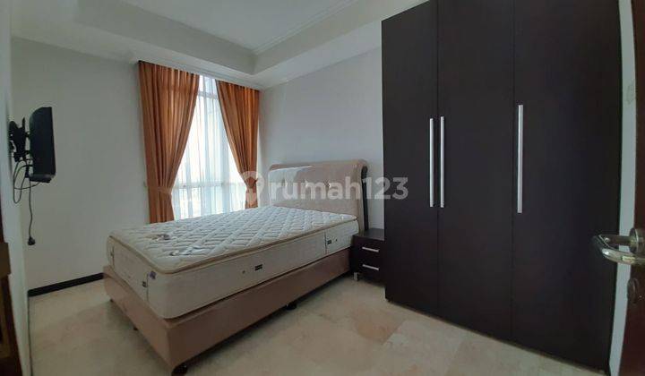 Sewa Apartemen Bellagio Residence 2 Bedroom Lantai Tengah Furnished 3