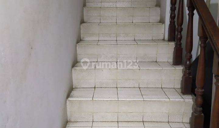 Dijual Rumah Kos di Cawang Baru Tengah 2 Lantai Kondisi Terisi Penuh 10