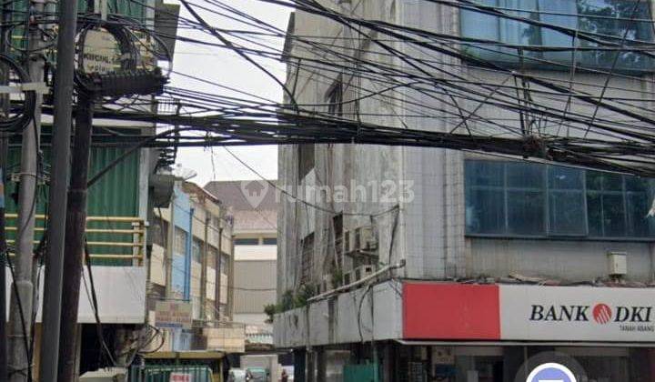 Tersewa Ruko di Wahid Hasyim Tanah Abang 4 Lantai Strategis 1