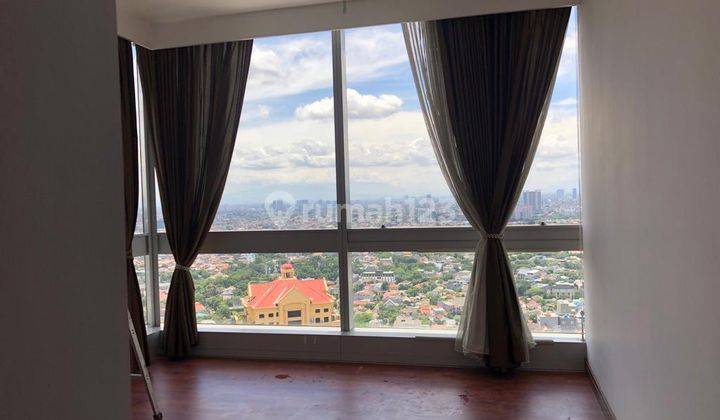For Rent Apartment Capital Residence 3 Bedrooms High Floor 9